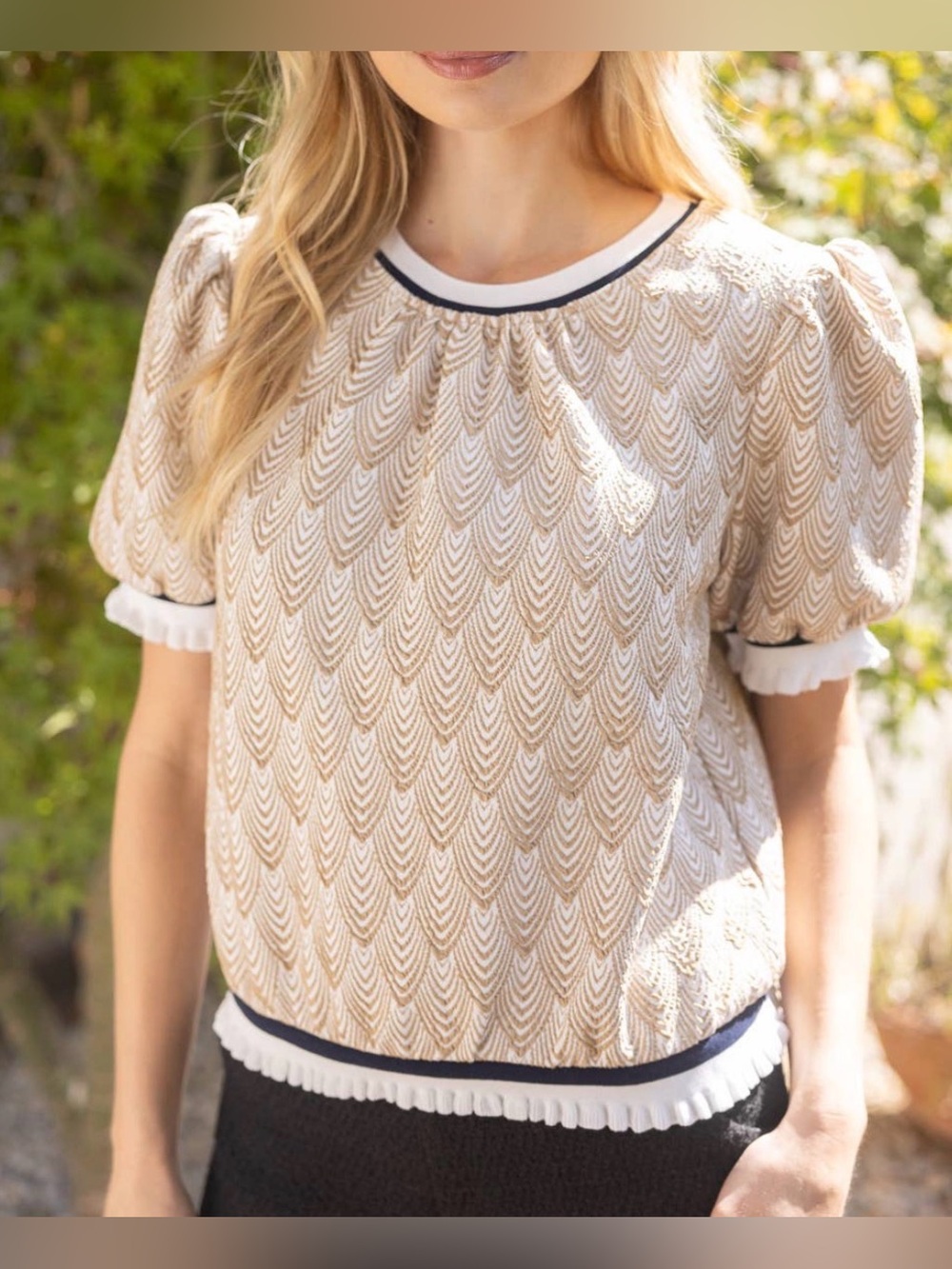 VOY Puff Sleeve Knit Top Sz Large Ruffle Trim Coastal Quiet Luxury Wave Knit NEW